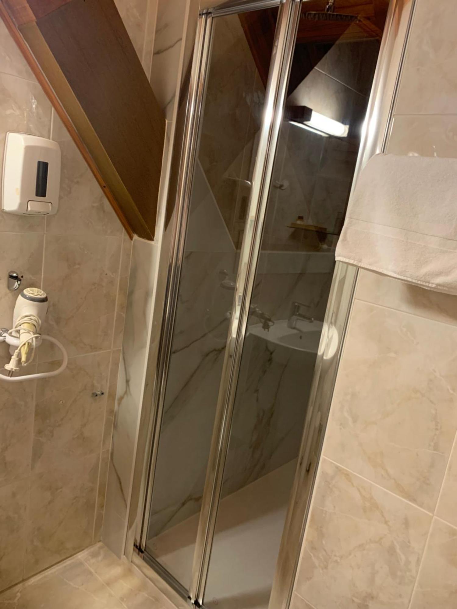 Hostal Ezkaurre إيسابا المظهر الخارجي الصورة
