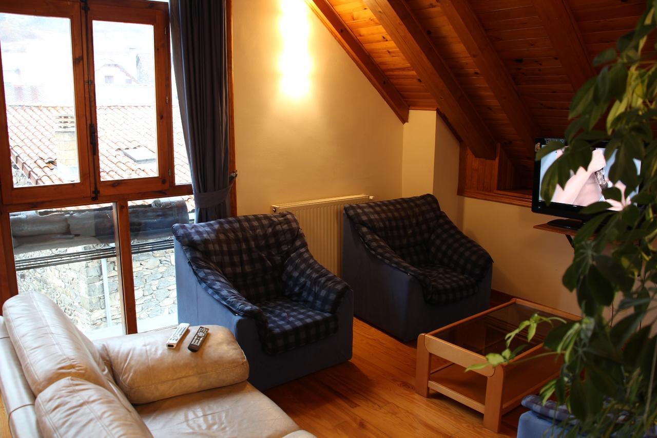 Hostal Ezkaurre إيسابا المظهر الخارجي الصورة