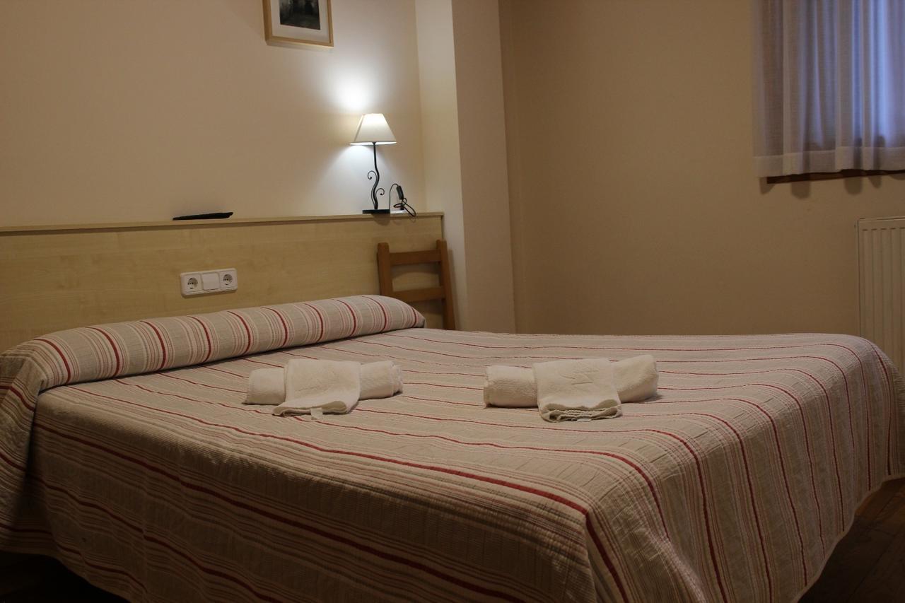 Hostal Ezkaurre إيسابا المظهر الخارجي الصورة