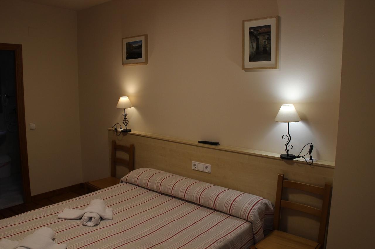 Hostal Ezkaurre إيسابا المظهر الخارجي الصورة