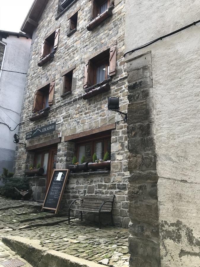 Hostal Ezkaurre إيسابا المظهر الخارجي الصورة
